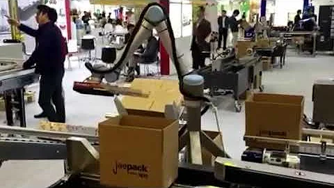 UR Case Erecting and Packing Video