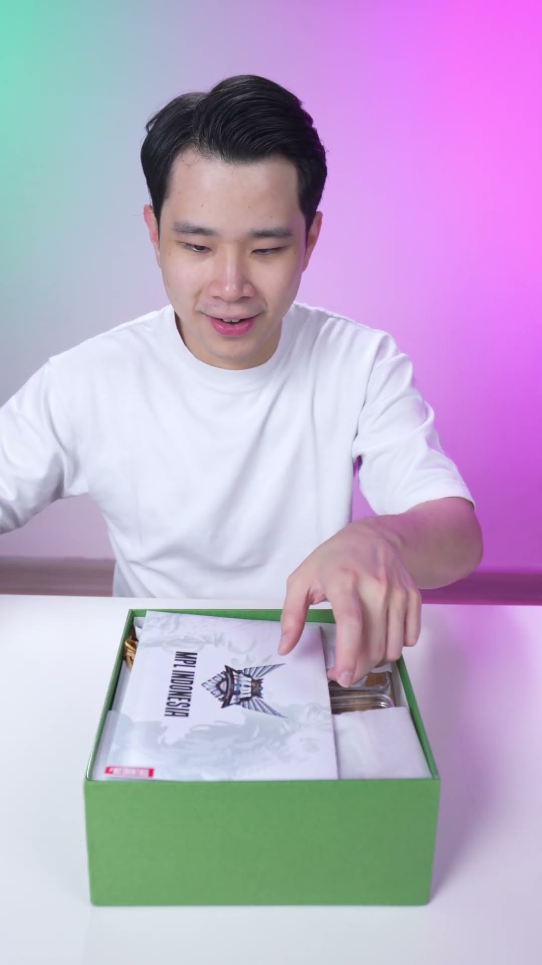 Unboxing Hampers Lebaran dari MPL Indonesia