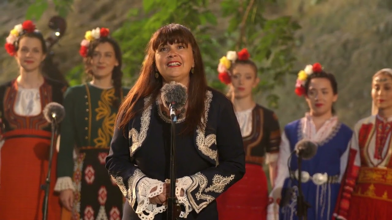 Нели Андреева - 