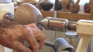 Using a bowl Gouge