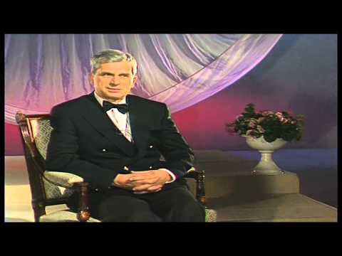 Solovyanenko Любов і добродійність повинна спасти світ