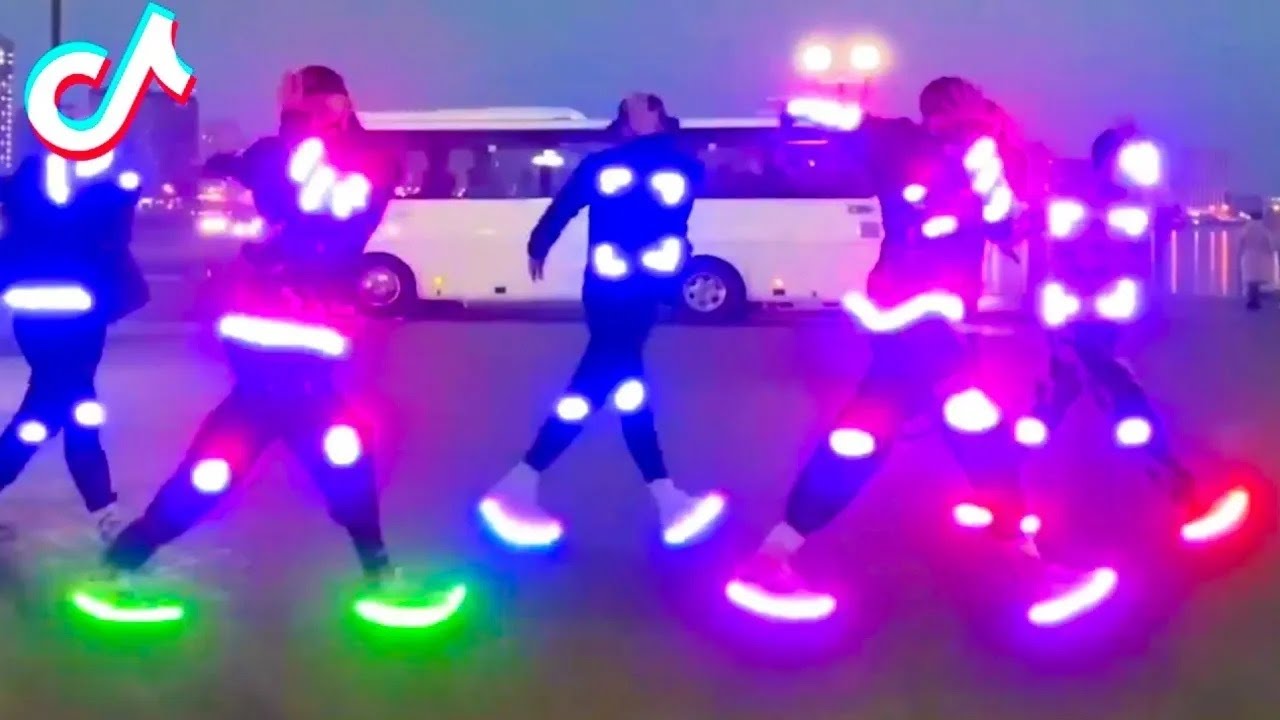 Viral Dance 2024 | Walking Dance | Neon Mode | Tuzelity Shuffle