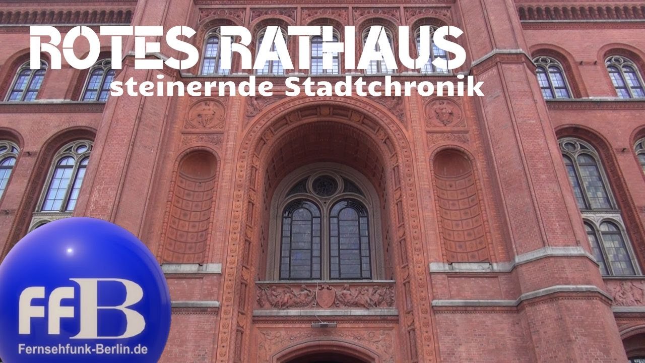 Die steinerne Stadtchronik am Roten Rathaus in Berlin