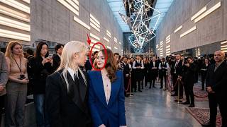 FELIX LOUIS VUITTON SS27 ! Video Felix Stray Kids got cozy with Emma Stone. screenshot 2
