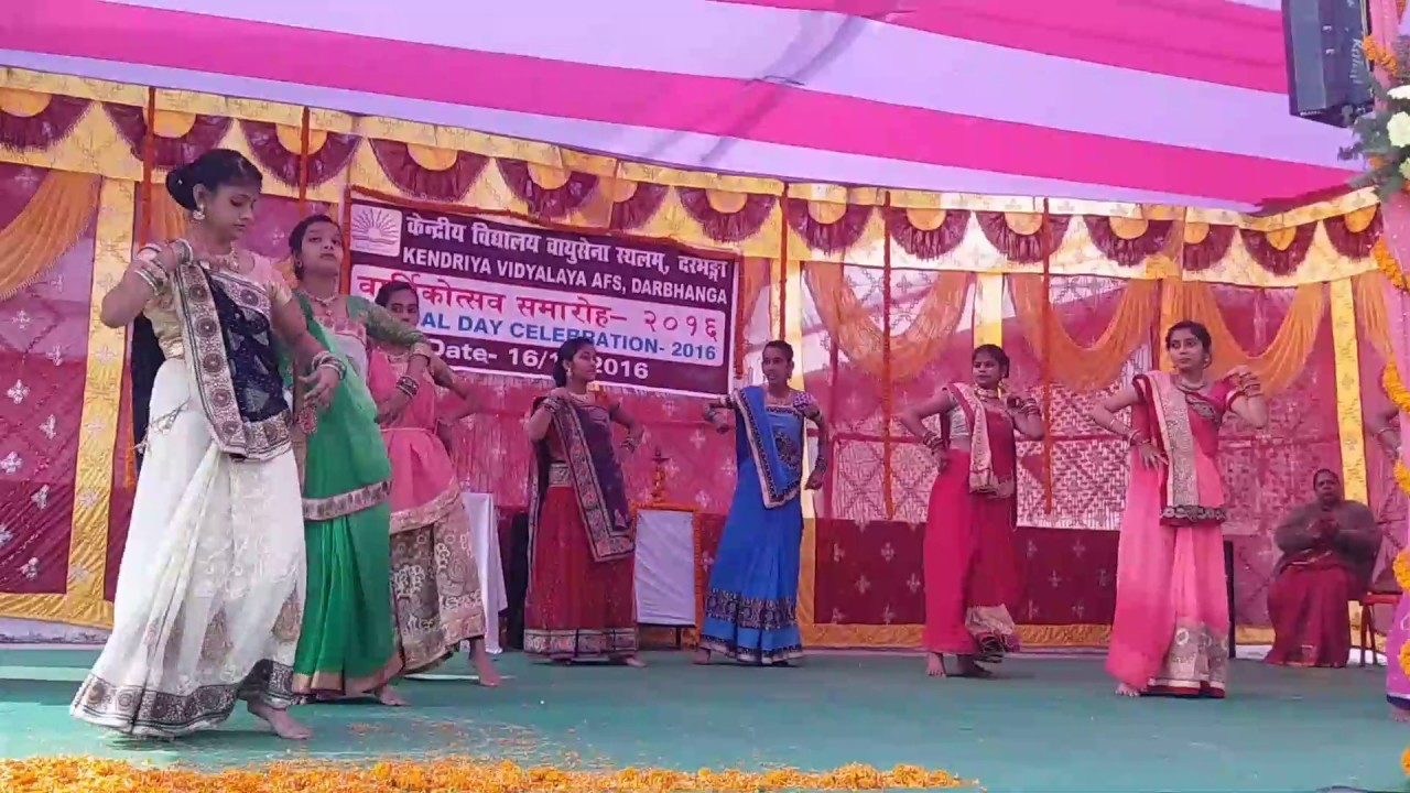 ara ra ayo re maro dholna ara ra ayo re maro dholna