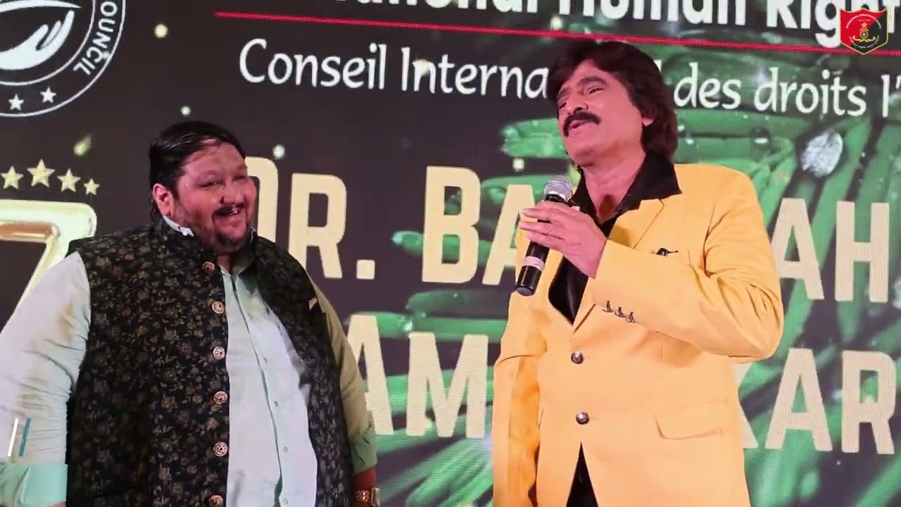 Ahsaan Qureshi Entertains Everyone with His Own Unique Comedian-Actor Style