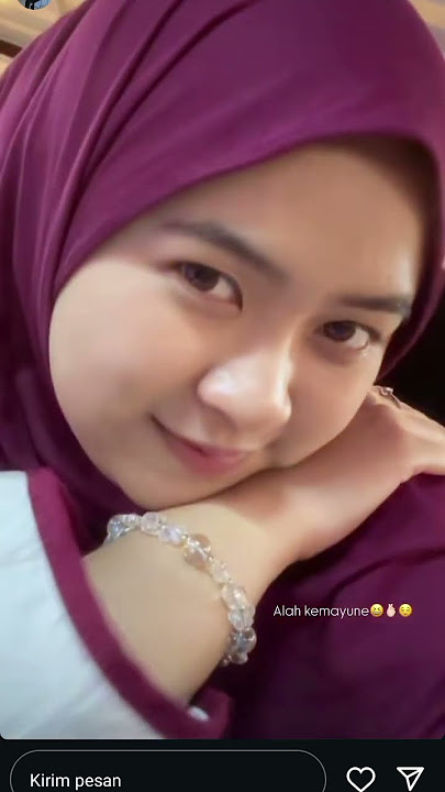 Risa solihah senyum