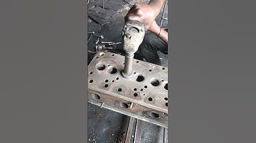 Head valve granding technicique#youtubeshorts #automobile amazing #mechanic #machine