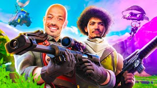 J'APPRENDS FORNITE À CARLITO (il est nul)