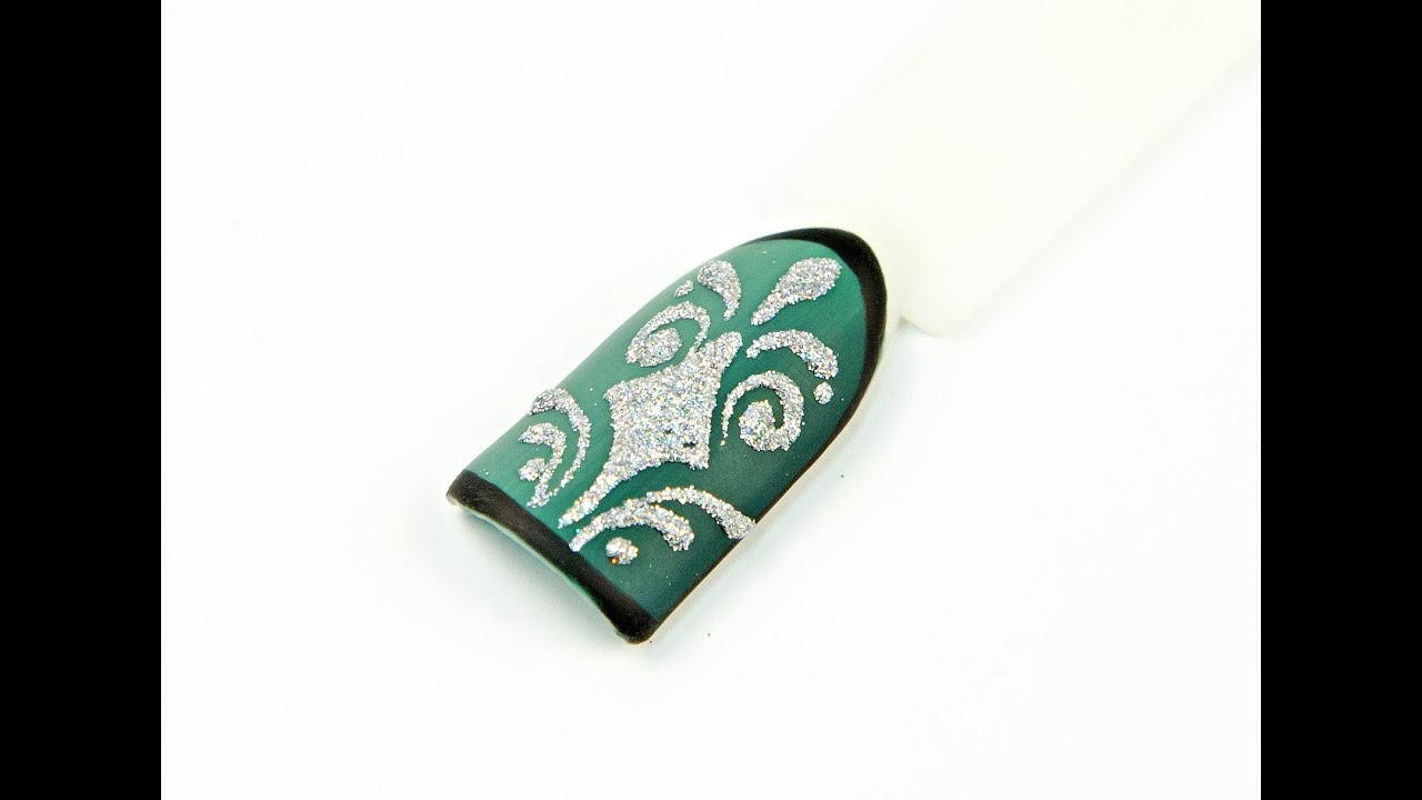 Дизайн гель-пастой и глиттером на зеленом фоне ibd Just Gel. Компания Виктори. Кравченко Алла.