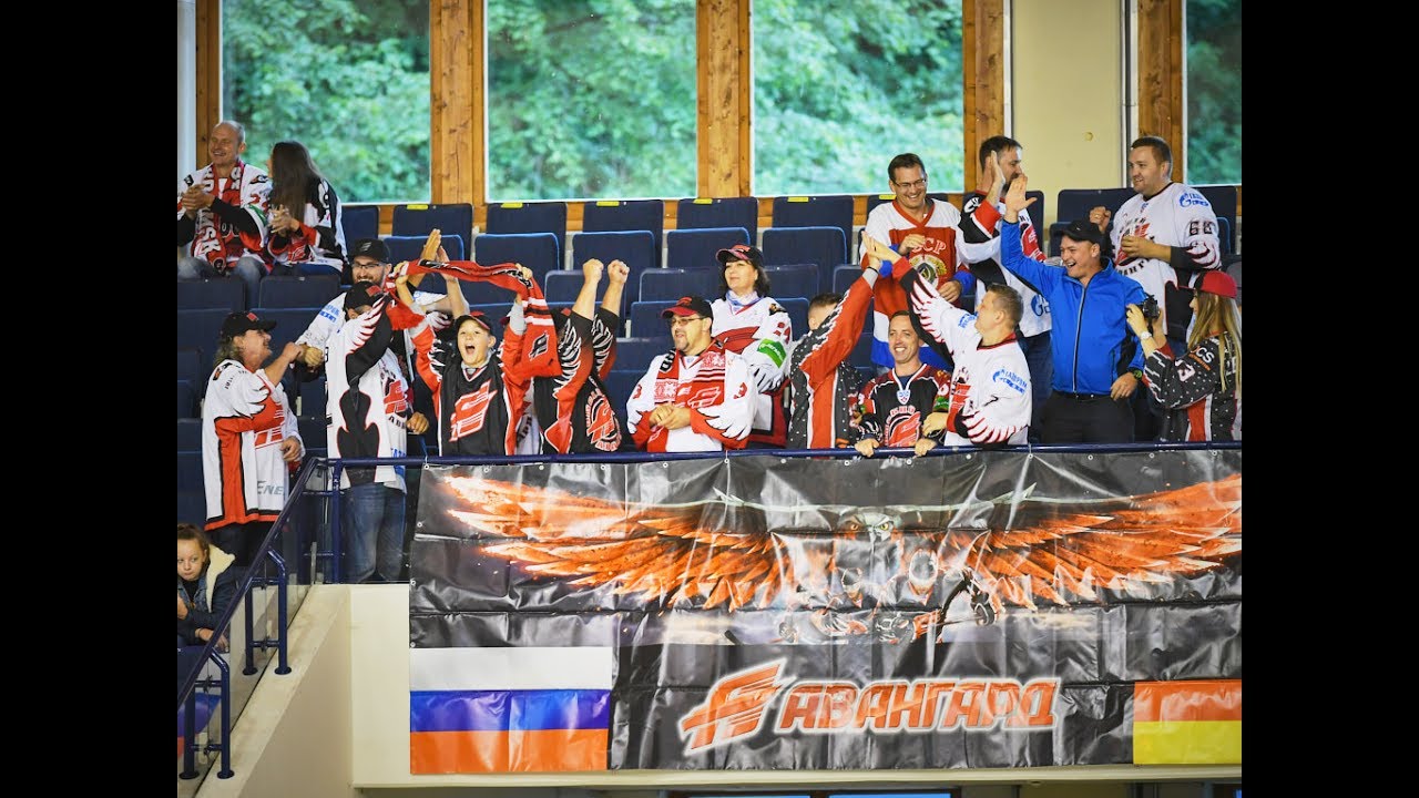 Наши в городе! Болельщики 