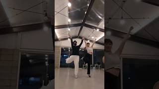 Le Sserafim - Unforgiven Dance