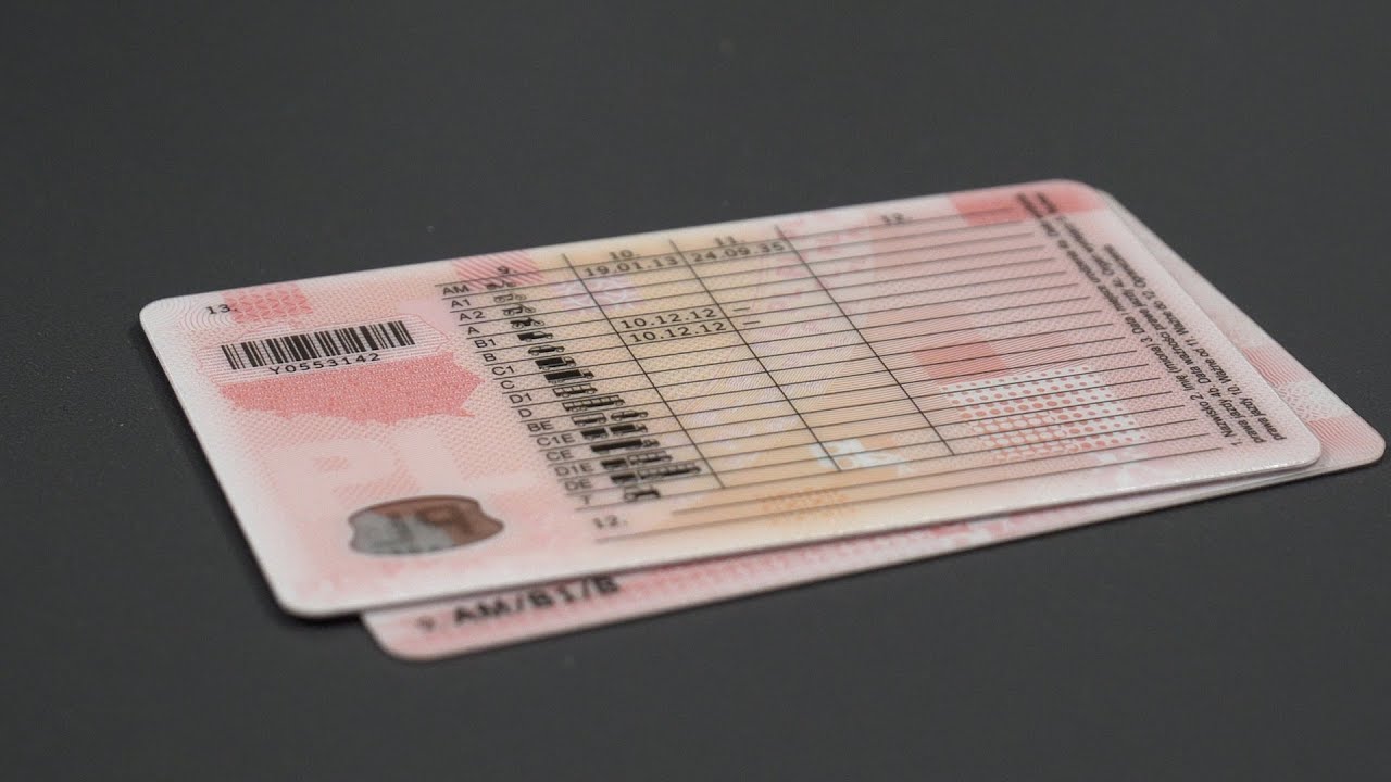 Bezterminowe prawa jazdy do wymiany. Kiedy?