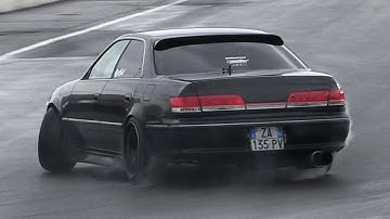 Toyota Mark II JZX100 Drifting On Track & Sound
