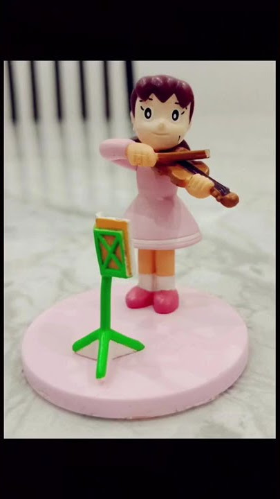 SHIZUKA PLAYS VIOLINE