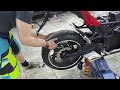 Как снять заднее мотор колесо на электромотоцикле Ямаха R3