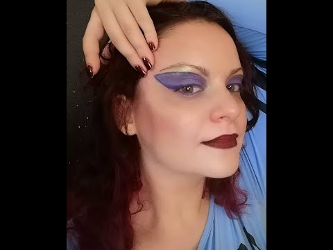 #graphicdesign #graphic #eyeliner #makeup #indigo ,vlog ,walking mood