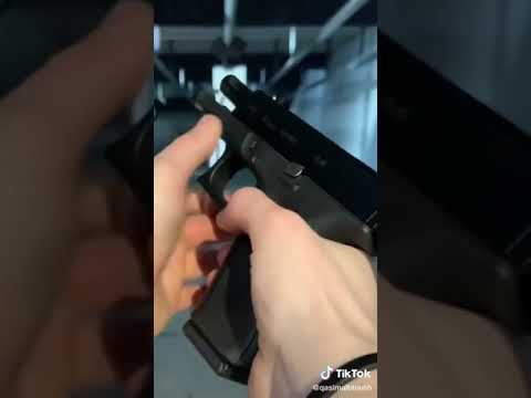 وينك تعالي وزيني الدنيا ياروح بابا