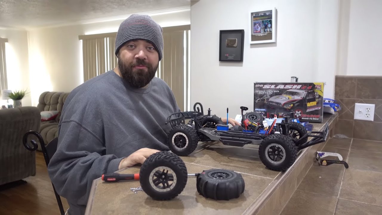 RC Car SNOW TIRES! YouTube