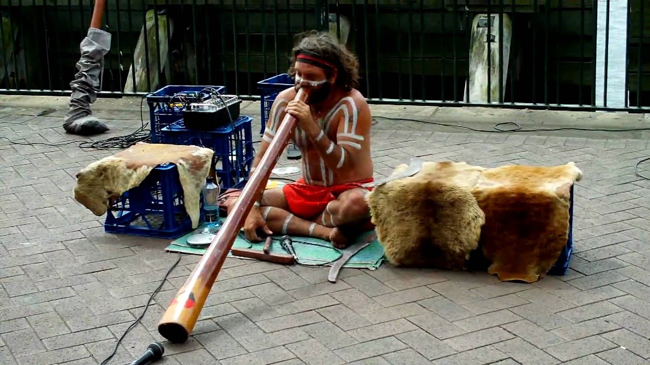 Joueur de Didgeridoo dans Sydney ! YouTube