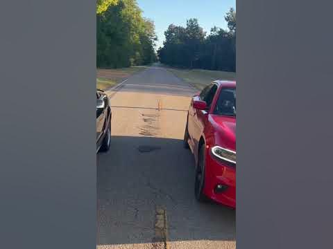 V6 Charger vs V8 Mustang - YouTube