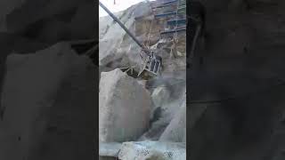 Sıva Makinası Ile Yapay Şelale Yapımı