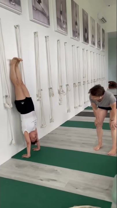 Tip 5: How to Come Up to Adho Mukha Vrksasana (Handstand) 