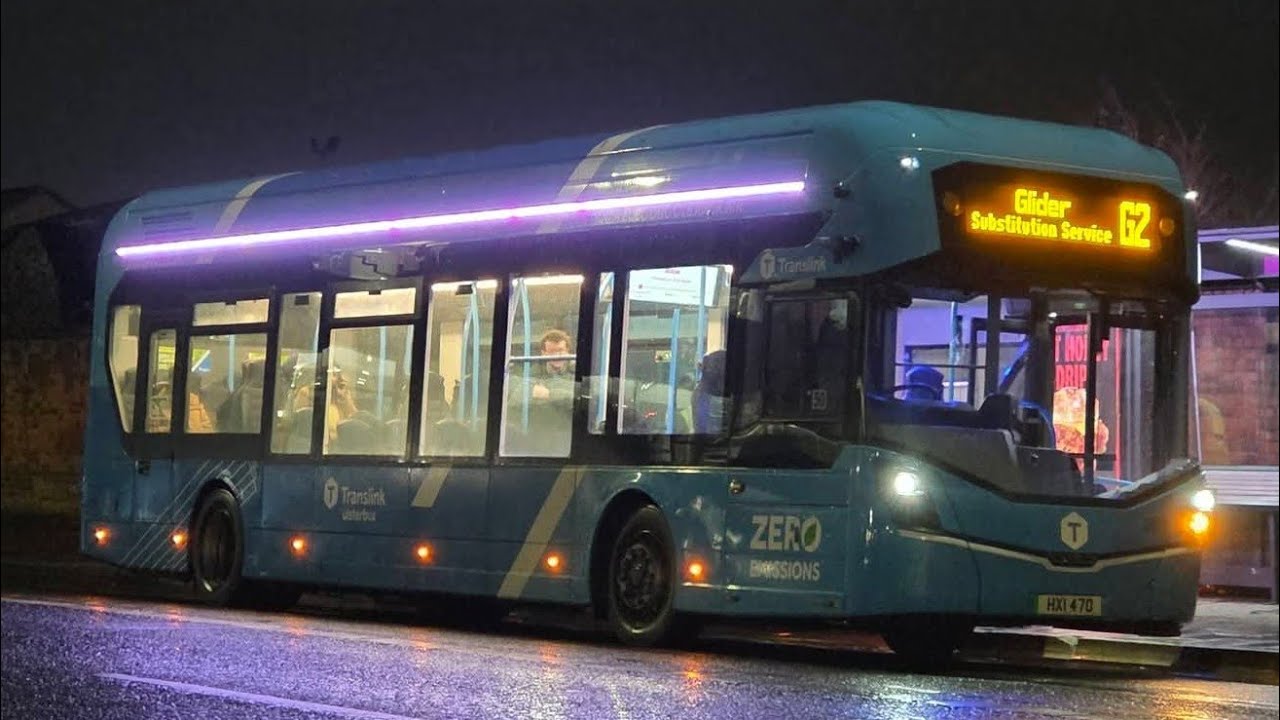 Ride on Ulsterbus (Metro) GB Kite 2670 on Glider service G2.