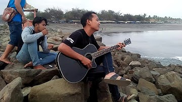 Kartonyono medot janji suwuk beach
