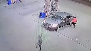 Surveillance video of shootout involving 2 suspects, 3 persons of interest at Detroit gas station