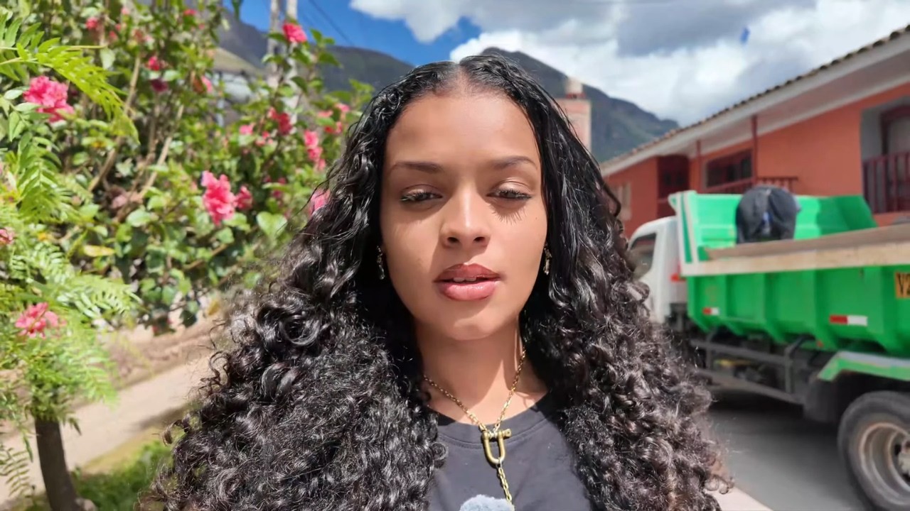 Why I left the UK  A day in Calca Cusco