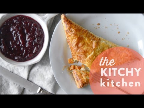 Thanksgiving Leftovers Hand Pies // The Kitchy Kitchen