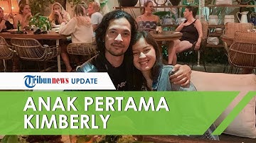 Kimberly Ryder Melahirkan Anak Pertamanya di Inggris