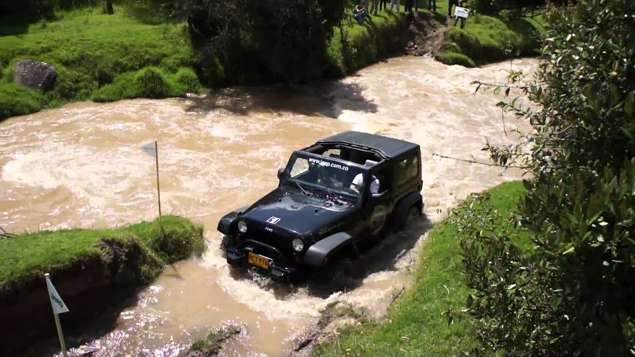 Jeep Wrangler Rubicon atravezando un rio - Manada Jeep 2011. - YouTube