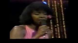 Video thumbnail of "Gladys Knight & The Pips and Ray Charles   Neither One Of UsWants To Be The First To Say Goodbye Ext"