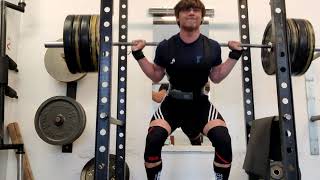 140 KG Squat 10 reps RPE 5 140 KG Squat 10 reps RPE 5
