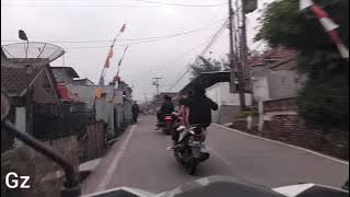 Vlog Menyusuri jalan di siang hari