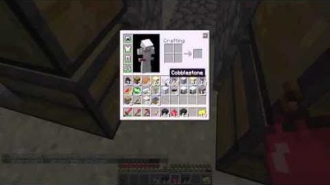 Tekkit Raiding a Base