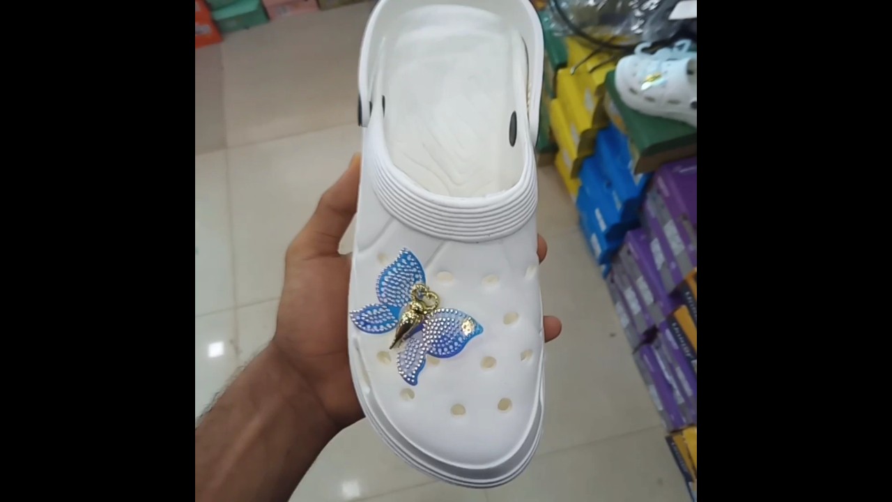 girls   new model crocs chappal 2025