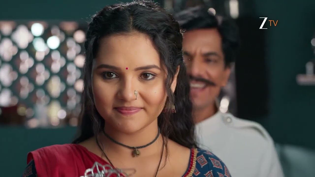 Vasudha | Will Avinash manage to get out of this situation?