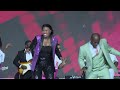 Minister Zandile ft. Isaiah Malombo-Endaweni Ebanzi( Live at Graceland Hotel Casino Country Club)