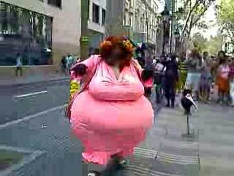 La Rambla - Fat Woman Costume - YouTube.