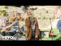 Gwen Stefani - Somebody Else's (Backyard Garden Party)