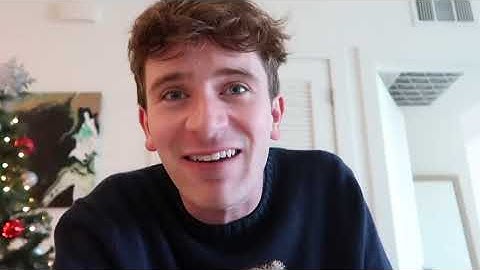 REACTING TO TIKTOK THIRST TRAPS PT 4 *traumatizing😀*