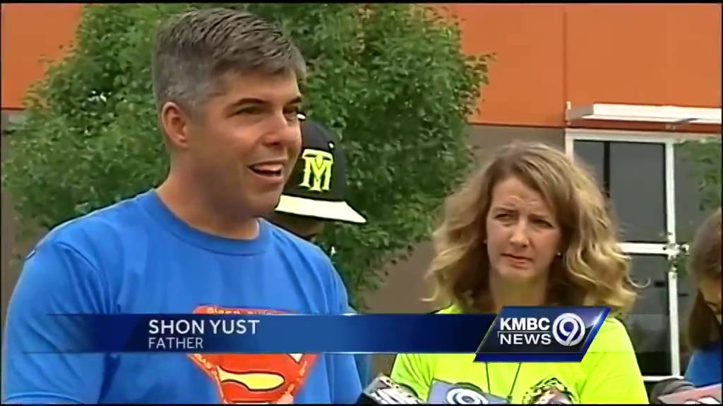 Service honors girl who died from rare infection