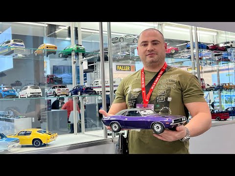 1:12 Dodge Challenger R/T Plum Crazy 1970 - Ottomobile (Unboxing)