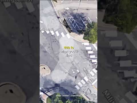 Google Maps Mystery?! 🤔🤯