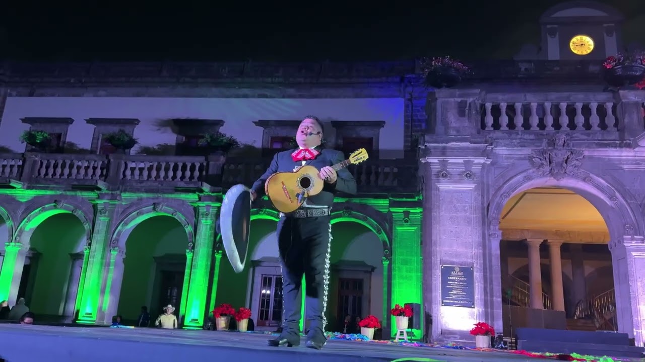 Ballet Folklorico at Chapultepec Castle on Christmas 29