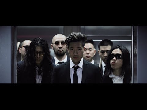 Junoflo - Sweatpants (Official Video)