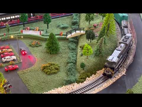BRIAN HOLTZMAN'S THANKSGIVING TOUR OF MODEL TRAINS, BONSAI, AND HAND TATTOOS 11-25-21